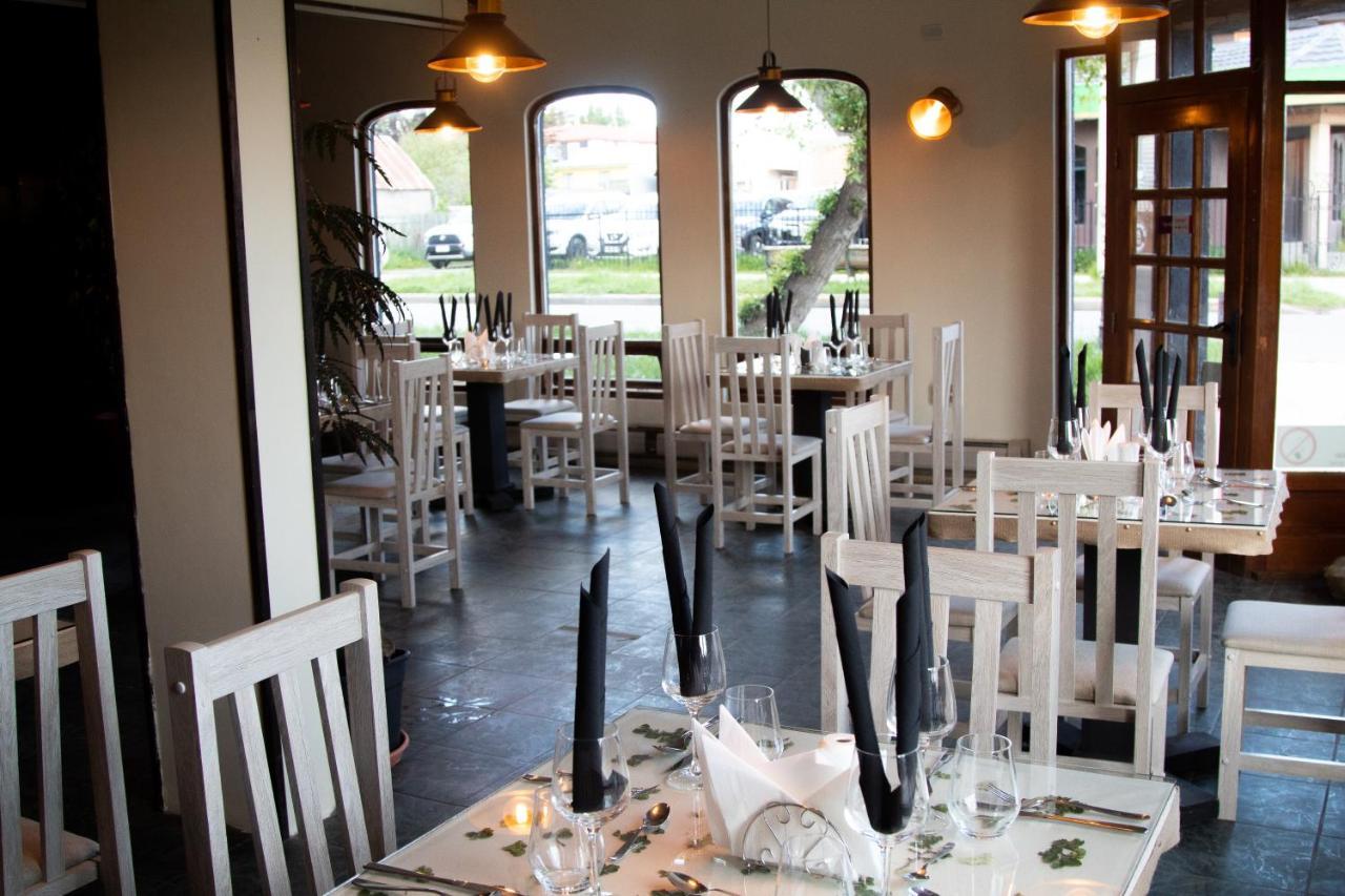 פורטו נטאלס Darwin Hotel מראה חיצוני תמונה